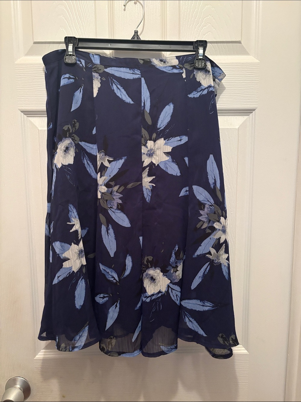 Sag Harbor Navy Floral A-Line Midi Skirt